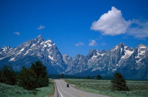 Yellowstone highway 2